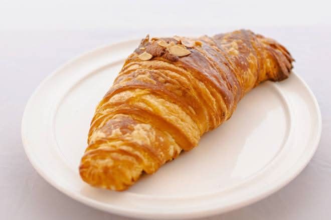 Croissant aux amandes