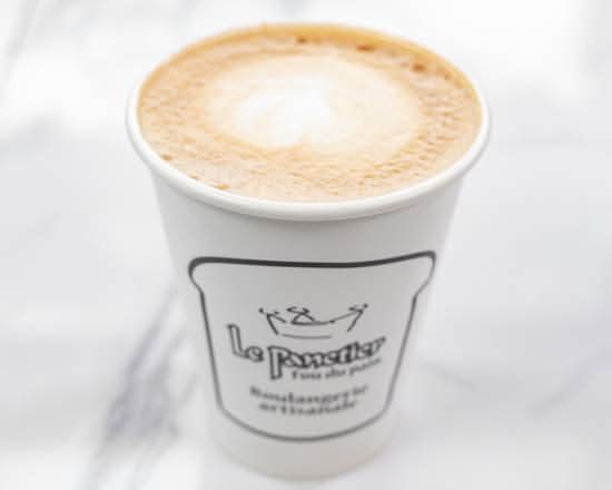 Croissant aux amandes et café latté (12 oz)